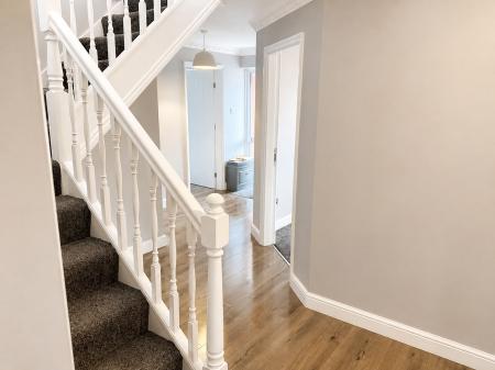 5 bedroom Detached house for sale in Cambrian Way, Swadlincote, DE11