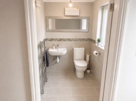 5 bedroom Detached house for sale in Cambrian Way, Swadlincote, DE11