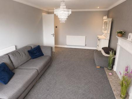 5 bedroom Detached house for sale in Cambrian Way, Swadlincote, DE11
