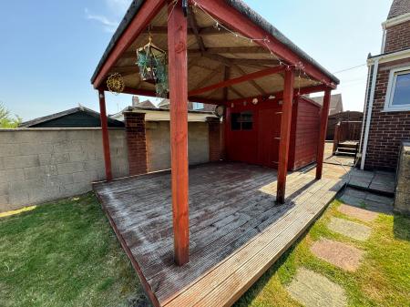 3 bedroom Semi-detached house for sale in Leawood Road, Midway, DE11