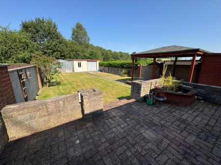 3 bedroom Semi-detached house for sale in Leawood Road, Midway, DE11