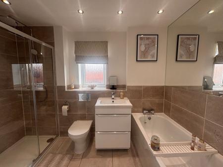 4 bedroom Detached house for sale in Osprey Drive, Branston, DE14