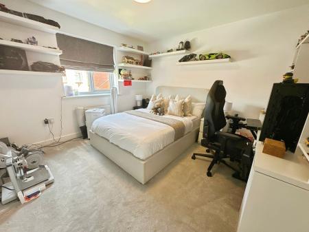 4 bedroom Detached house for sale in Osprey Drive, Branston, DE14