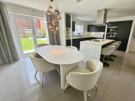 4 bedroom Detached house for sale in Osprey Drive, Branston, DE14