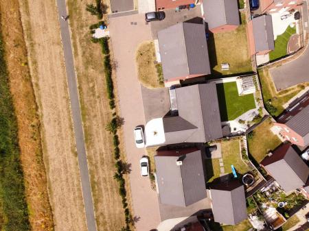 4 bedroom Detached house for sale in Osprey Drive, Branston, DE14