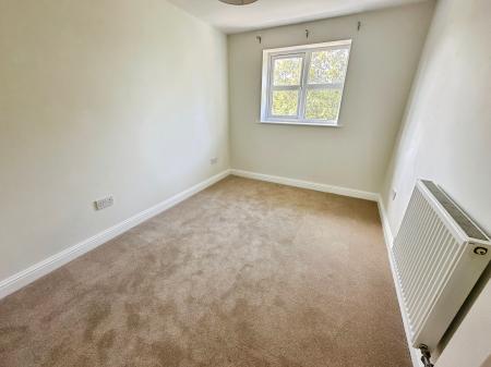 5 bedroom Detached house for sale in Ashworth Avenue, Burton-On-Trent, DE15