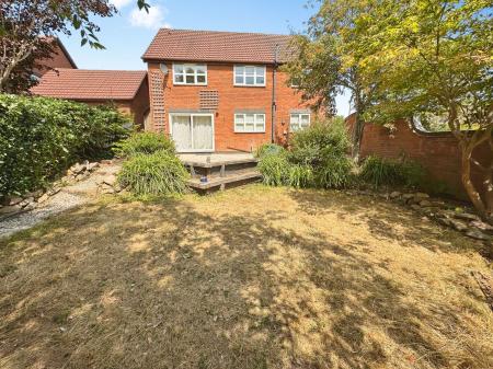 5 bedroom Detached house for sale in Ashworth Avenue, Burton-On-Trent, DE15