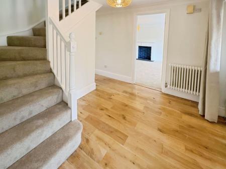 5 bedroom Detached house for sale in Ashworth Avenue, Burton-On-Trent, DE15