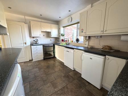 2 bedroom Semi-detached bungalow for sale in Faversham Road, Burton-On-Trent, DE13