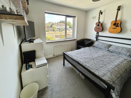 4 bedroom Semi-detached house for sale in Woodland Road, Stanton, DE15