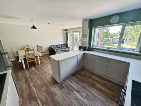 4 bedroom Semi-detached house for sale in Woodland Road, Stanton, DE15