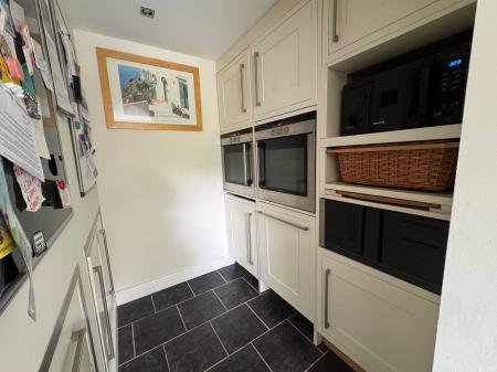 4 bedroom Detached house for sale in The Chase, Rosliston, DE12