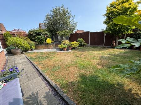 4 bedroom Detached house for sale in The Chase, Rosliston, DE12