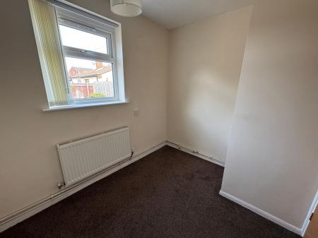 2 bedroom Semi-detached bungalow for sale in Amberwood, Newhall, DE11