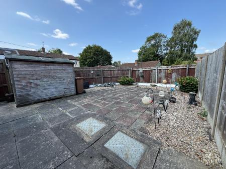 2 bedroom Semi-detached bungalow for sale in Amberwood, Newhall, DE11