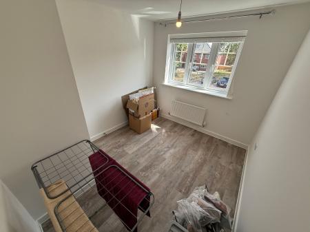 3 bedroom Semi-detached house to let in Topaz Gardens, Newhall, DE11