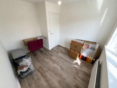 3 bedroom Semi-detached house to let in Topaz Gardens, Newhall, DE11