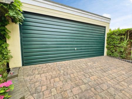 4 bedroom Detached house for sale in Hawthornes, 39 Rolleston Road, Burton upon Trent, Staffordshire, DE13 0JT