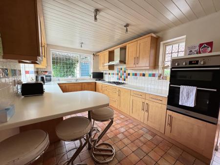 4 bedroom Detached house for sale in Hawthornes, 39 Rolleston Road, Burton upon Trent, Staffordshire, DE13 0JT