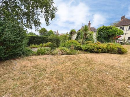 4 bedroom Detached house for sale in Hawthornes, 39 Rolleston Road, Burton upon Trent, Staffordshire, DE13 0JT