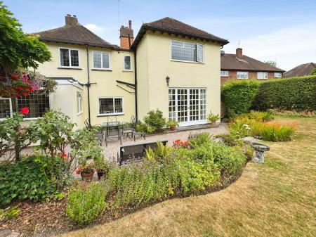 4 bedroom Detached house for sale in Hawthornes, 39 Rolleston Road, Burton upon Trent, Staffordshire, DE13 0JT
