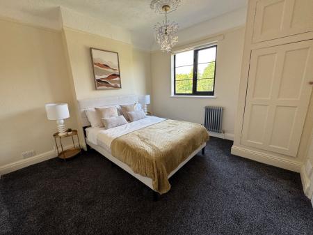 3 bedroom Detached house for sale in Burton Road, Castle Gresley, DE11