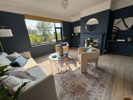 3 bedroom Detached house for sale in Burton Road, Castle Gresley, DE11