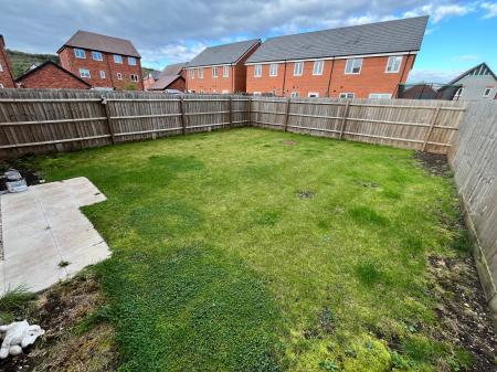 3 bedroom Semi-detached house to let in Coppice Road, Tatenhill, DE13