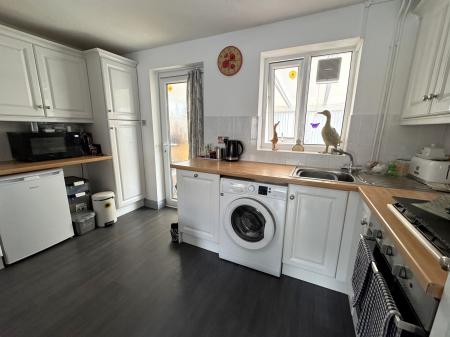 2 bedroom Town house for sale in Cottesmore Close, Burton-On-Trent, DE15