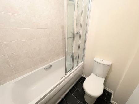 2 bedroom Terraced House to let in Merton Close, Church Gresley, DE11