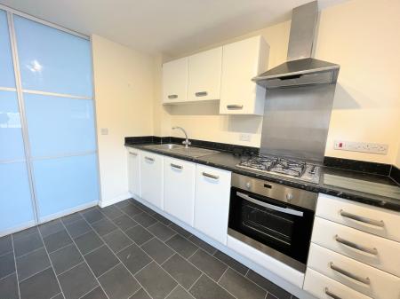 2 bedroom Terraced House to let in Merton Close, Church Gresley, DE11