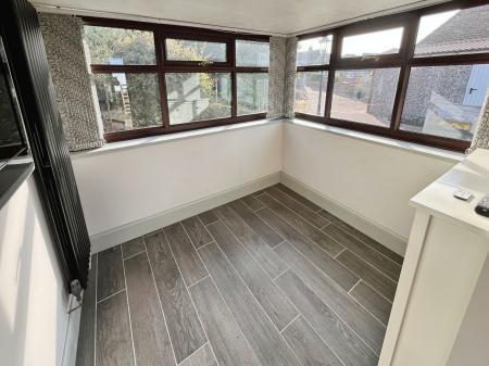 2 bedroom Detached bungalow for sale in Pear Tree Avenue, Newhall, DE11