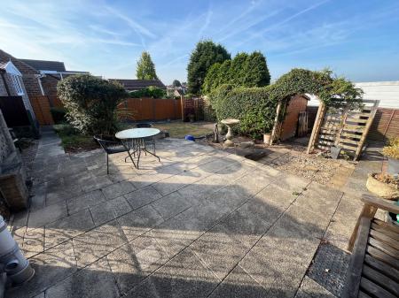 2 bedroom Detached bungalow for sale in Pear Tree Avenue, Newhall, DE11