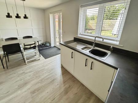 3 bedroom Terraced House for sale in Rockingham Way, Stanton, DE15