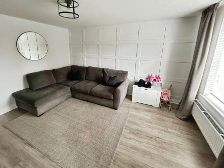 3 bedroom Terraced House for sale in Rockingham Way, Stanton, DE15