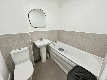 3 bedroom Terraced House for sale in Rockingham Way, Stanton, DE15