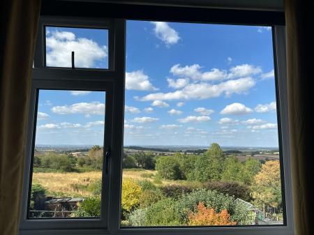 3 bedroom Semi-detached house for sale in Bretby Lane, Bretby, DE15