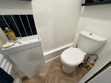 3 bedroom Semi-detached house for sale in Bretby Lane, Bretby, DE15