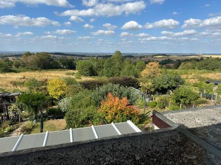 3 bedroom Semi-detached house for sale in Bretby Lane, Bretby, DE15