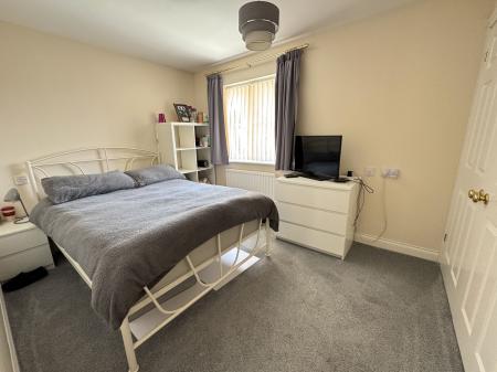 4 bedroom Detached house for sale in Frank Bodicote Way, Swadlincote, DE11