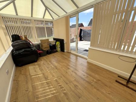 4 bedroom Detached house for sale in Frank Bodicote Way, Swadlincote, DE11
