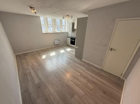 1 bedroom Flat to let in Waterloo Street, Waterloo Court Waterloo Street, DE14