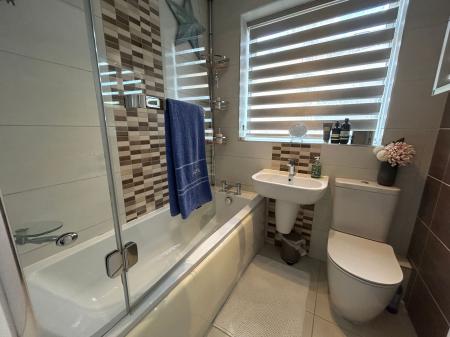 3 bedroom Semi-detached bungalow for sale in Lewis Drive, Burton-On-Trent, DE13