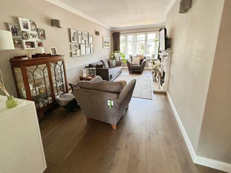 3 bedroom Semi-detached bungalow for sale in Lewis Drive, Burton-On-Trent, DE13