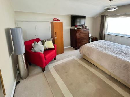 3 bedroom Semi-detached bungalow for sale in Lewis Drive, Burton-On-Trent, DE13