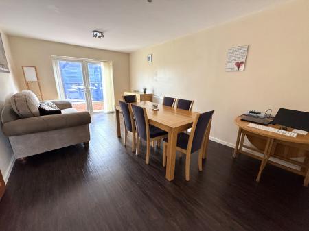 4 bedroom Detached house for sale in Holme Farm Avenue, Burton-On-Trent, DE15