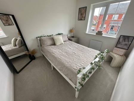 3 bedroom Semi-detached house for sale in Wainwright Drive, Woodville, DE11