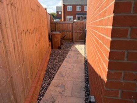 3 bedroom Semi-detached house for sale in Wainwright Drive, Woodville, DE11