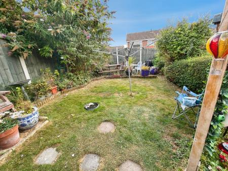 3 bedroom Semi-detached house for sale in Wheatlands Road, Burton-On-Trent, DE15