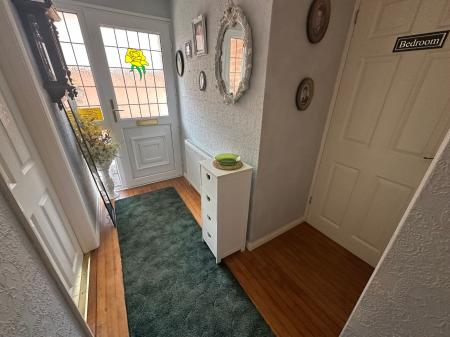 2 bedroom Detached bungalow for sale in Dalebrook Road, Burton-On-Trent, DE15